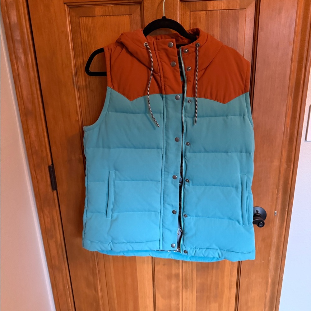 Women's Two-Tone Puffer Vest
